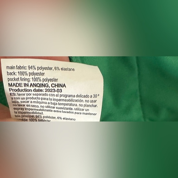 Mountain Warehouse Exodus Kids Softshell Jacket with Hood - Picture 9 of 15